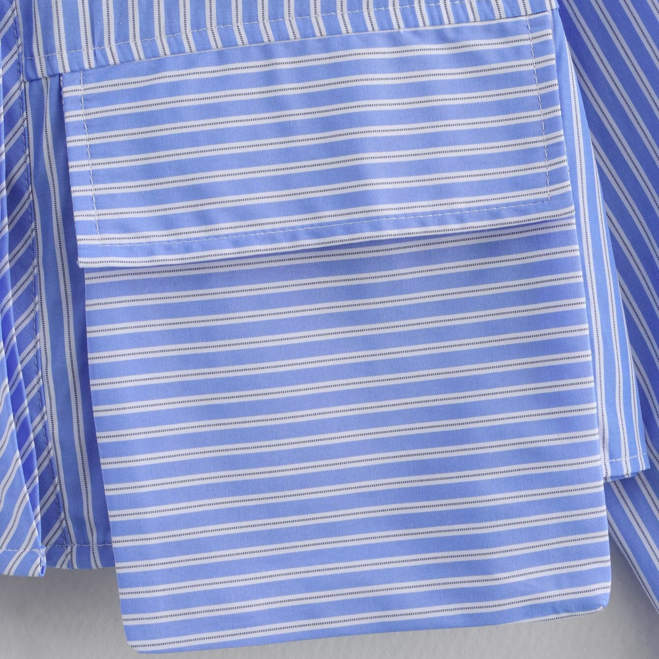 Camisa Listrada Cropped Iza- Petta